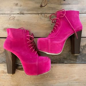 Fuchsia Chunky Booties